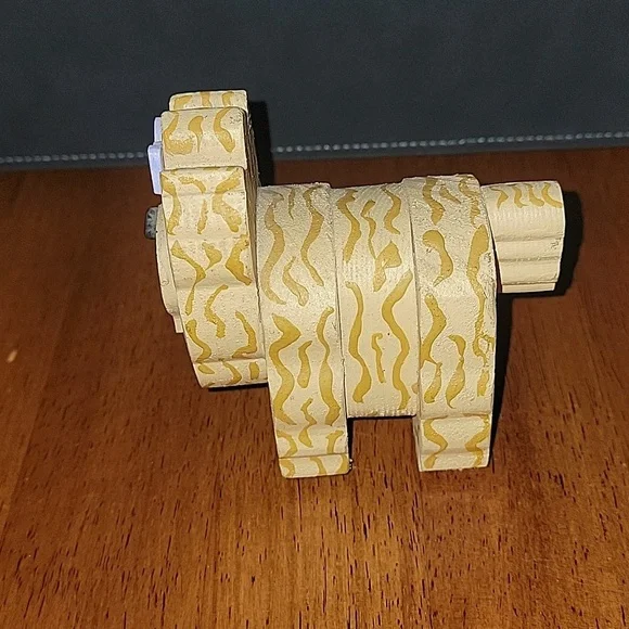 Wooden Yorkie Statue - Picture 2 of 4